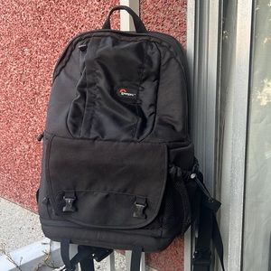 LOWEPRO FASTPACK 250 CAMERA BACKPACK